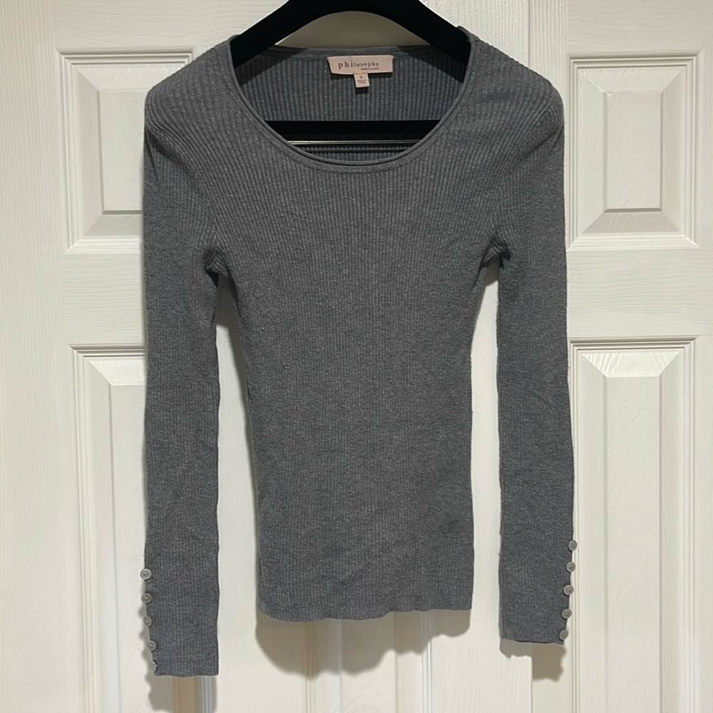 WOMENS PHILOSOPHY GRAY SCOOP NECK RIBBED KNIT SWEATER WITH BUTTON DETAILS SIZE S
